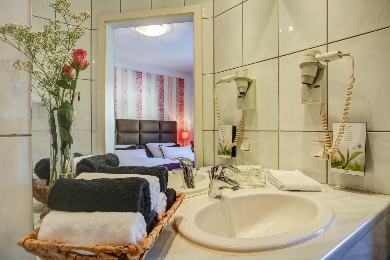 Rhein Neckar Hotel Манхайм Екстериор снимка