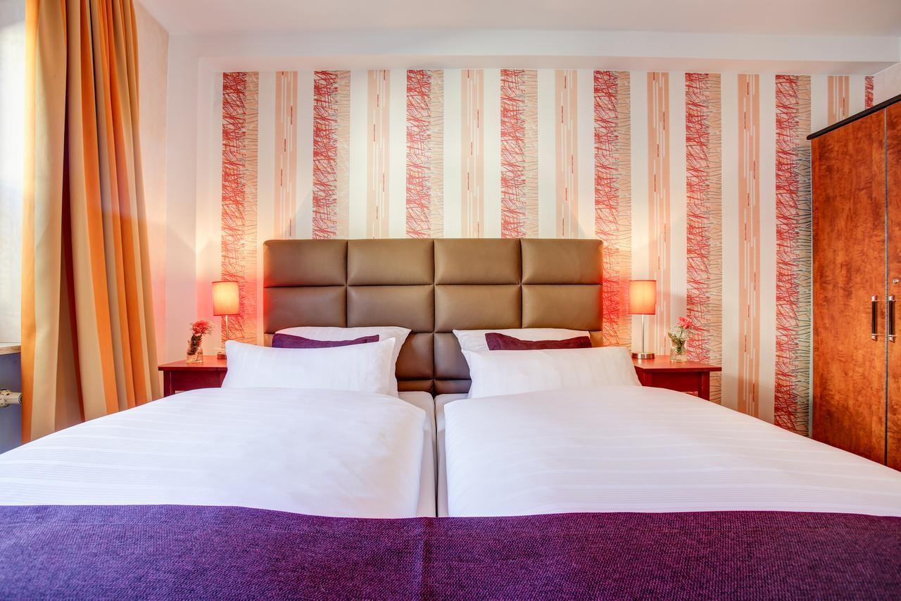 Rhein Neckar Hotel Манхайм Екстериор снимка